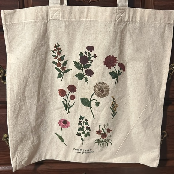 Elevated Faith tote bag, never used - Picture 2 of 3